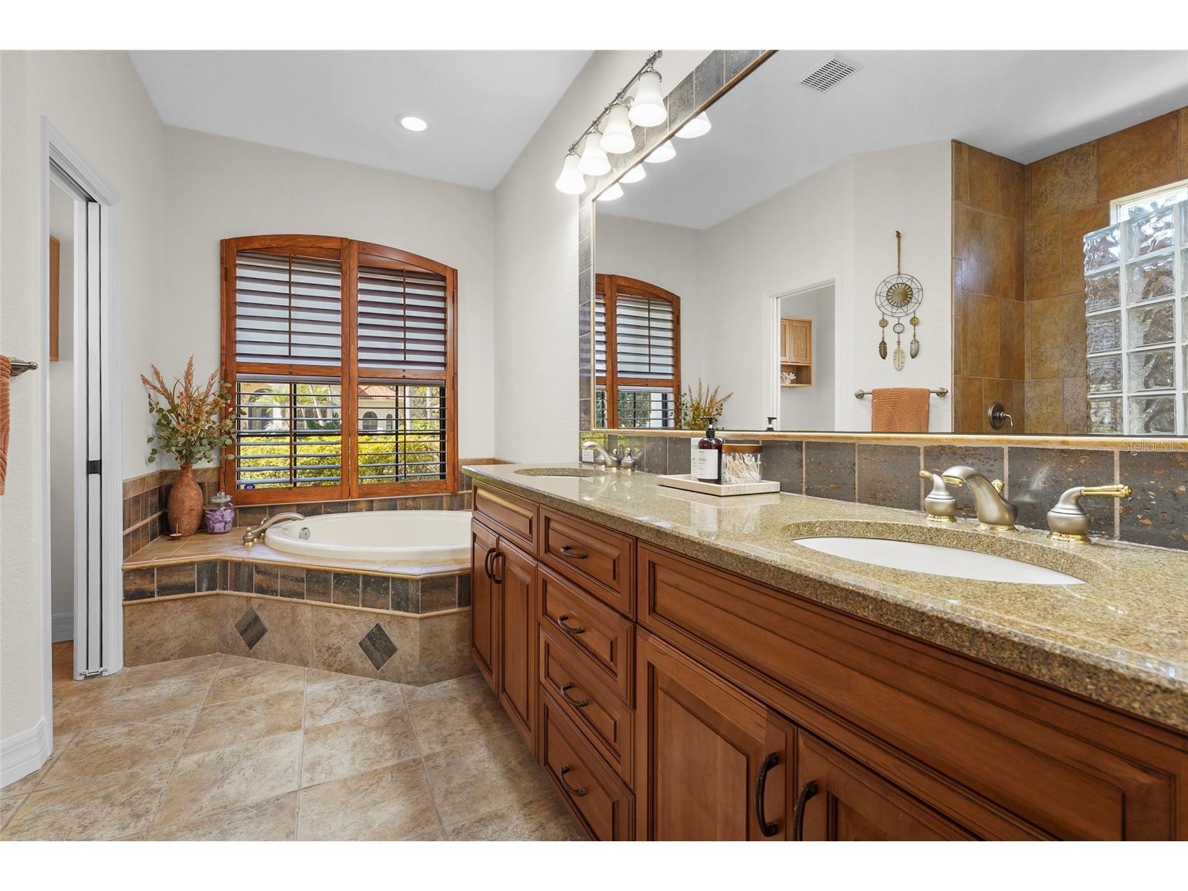 3787 Eagle Hammock Drive Sarasota FL 34240 A4679340 image14