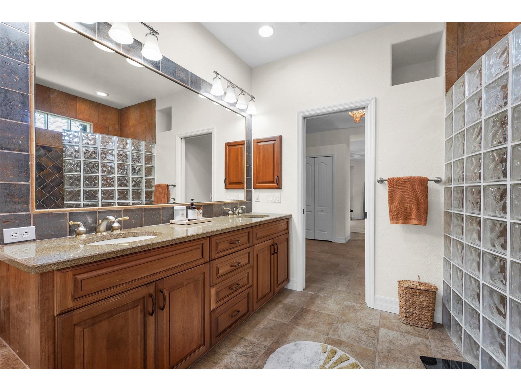 3787 Eagle Hammock Drive Sarasota FL 34240 A4679340 image37