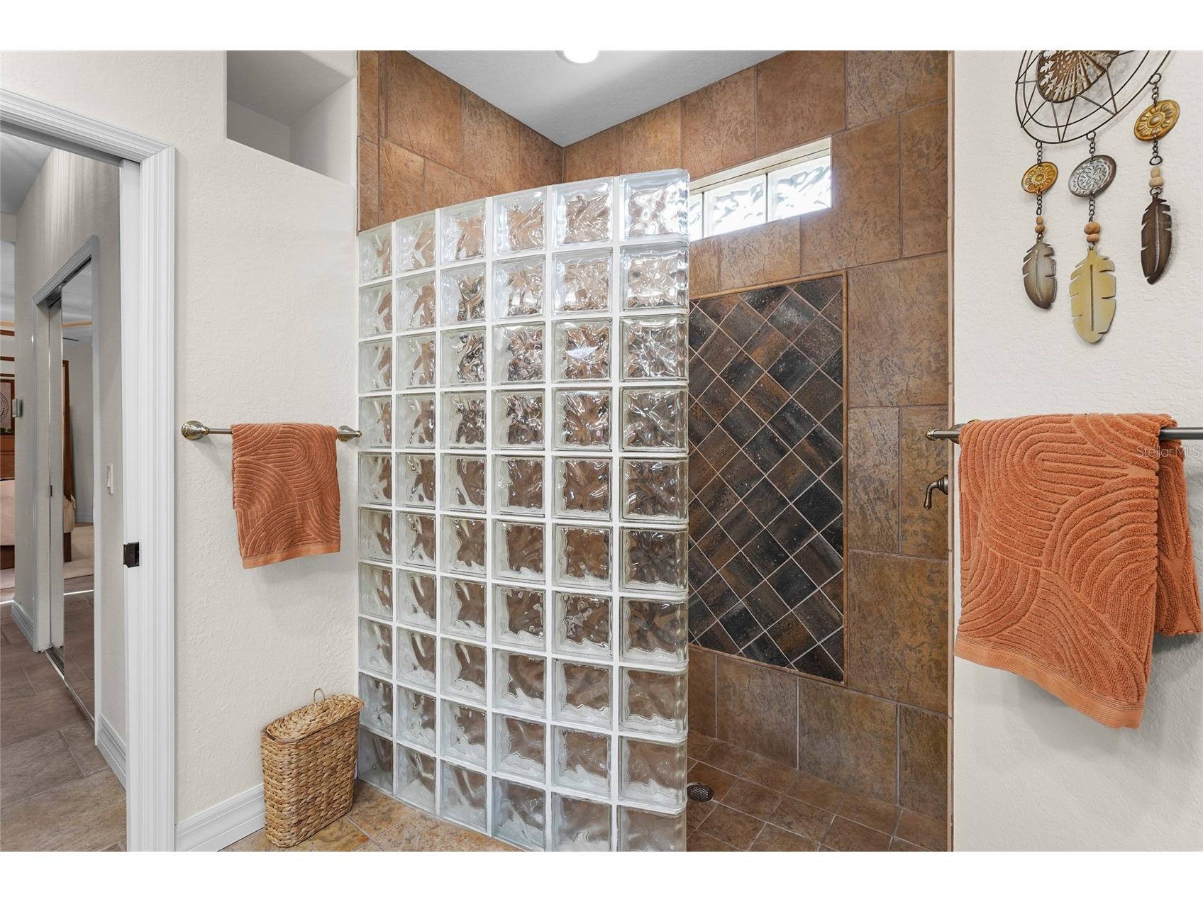 3787 Eagle Hammock Drive Sarasota FL 34240 A4679340 image38