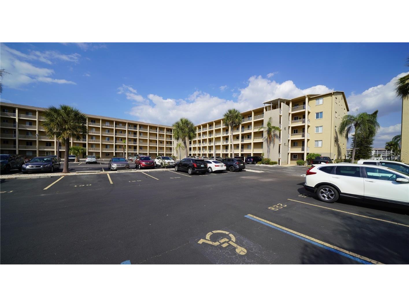 3788 Lake Bayshore Drive #K525 Bradenton FL 34205 A4563328 image1