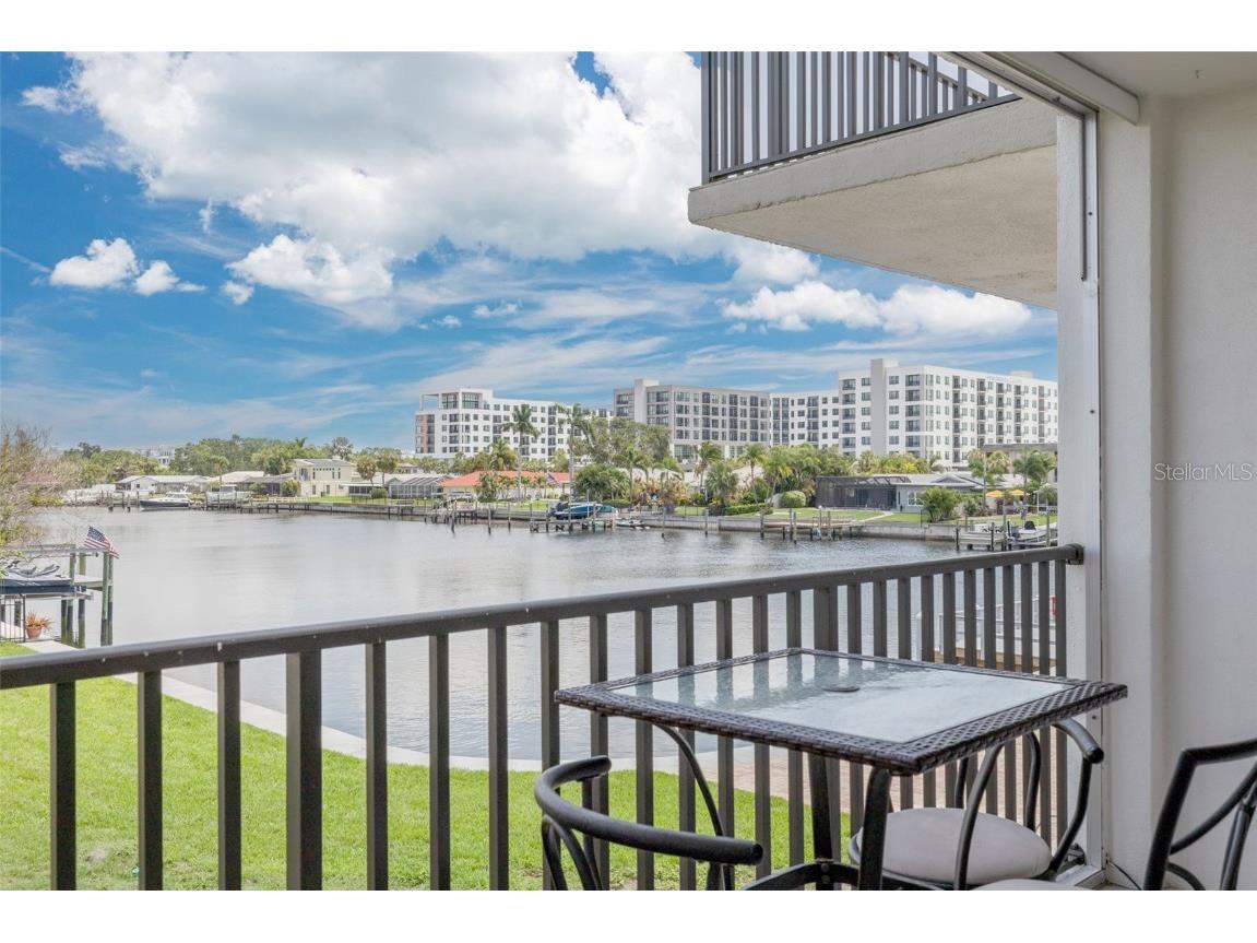 3789 46th Avenue S #204 Saint Petersburg FL 33711 TB8390314 image1