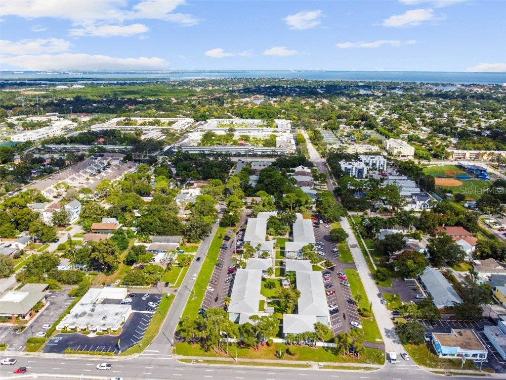 379 47th Avenue N #212 Saint Petersburg FL 33703 TB8440832 image10