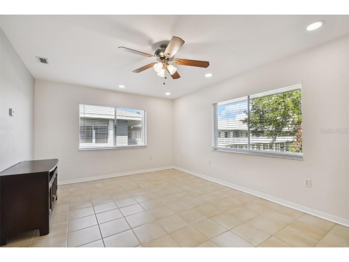 379 47th Avenue N #212 Saint Petersburg FL 33703 TB8440832 image19
