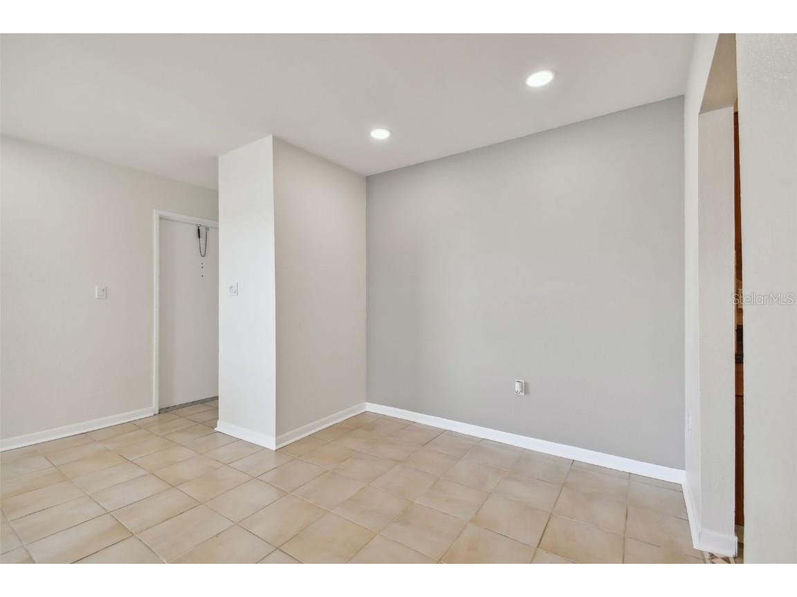 379 47th Avenue N #212 Saint Petersburg FL 33703 TB8440832 image23