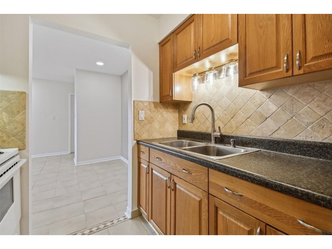 379 47th Avenue N #212 Saint Petersburg FL 33703 TB8440832 image30