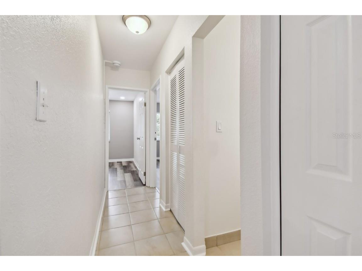 379 47th Avenue N #212 Saint Petersburg FL 33703 TB8440832 image32