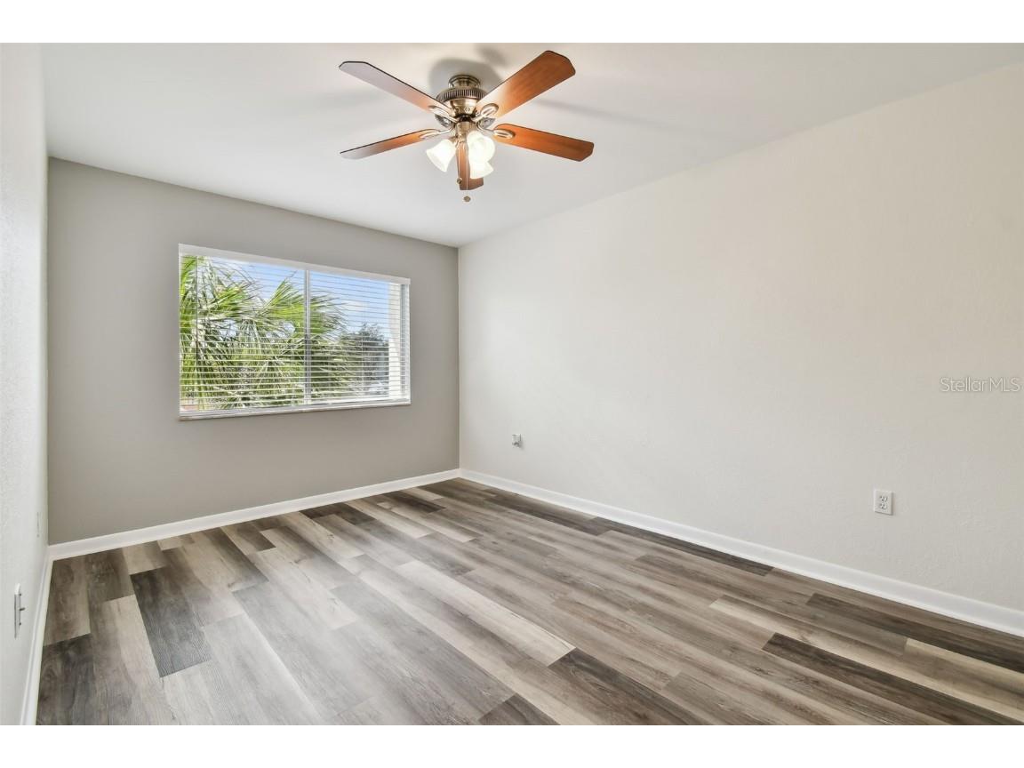 379 47th Avenue N #212 Saint Petersburg FL 33703 TB8440832 image33