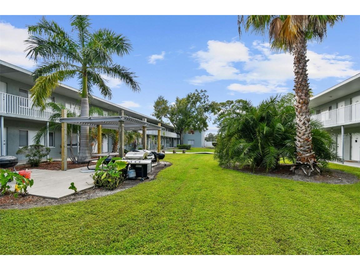 379 47th Avenue N #212 Saint Petersburg FL 33703 TB8440832 image49