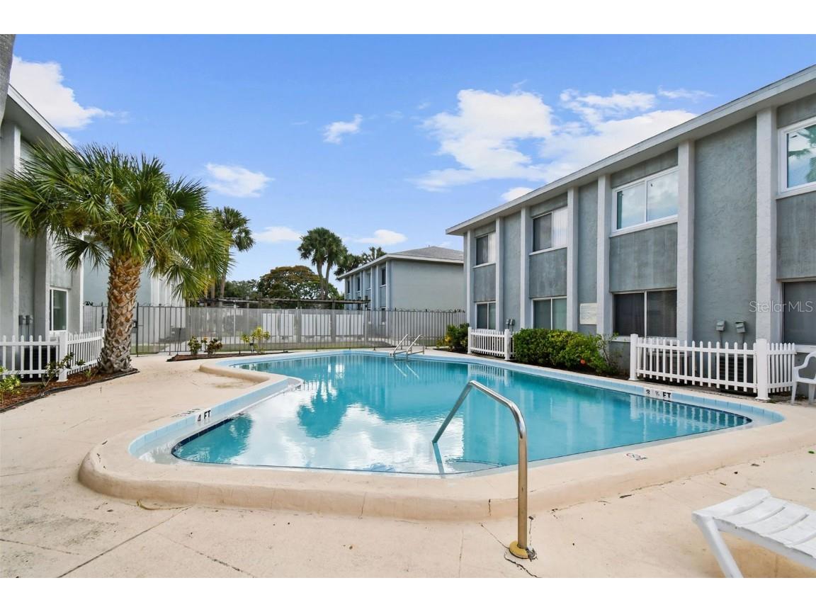 379 47th Avenue N #212 Saint Petersburg FL 33703 TB8440832 image55