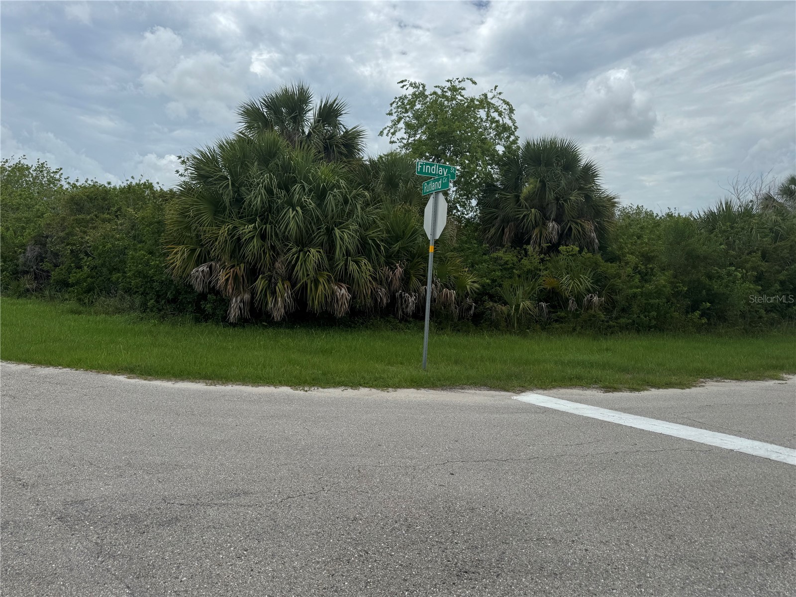 379 Findlay Street Port Charlotte FL 33954 C7526839 image1