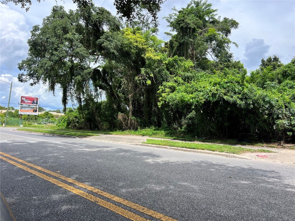 379 N Pine Hills Road Orlando FL 32811 O6345448 image3