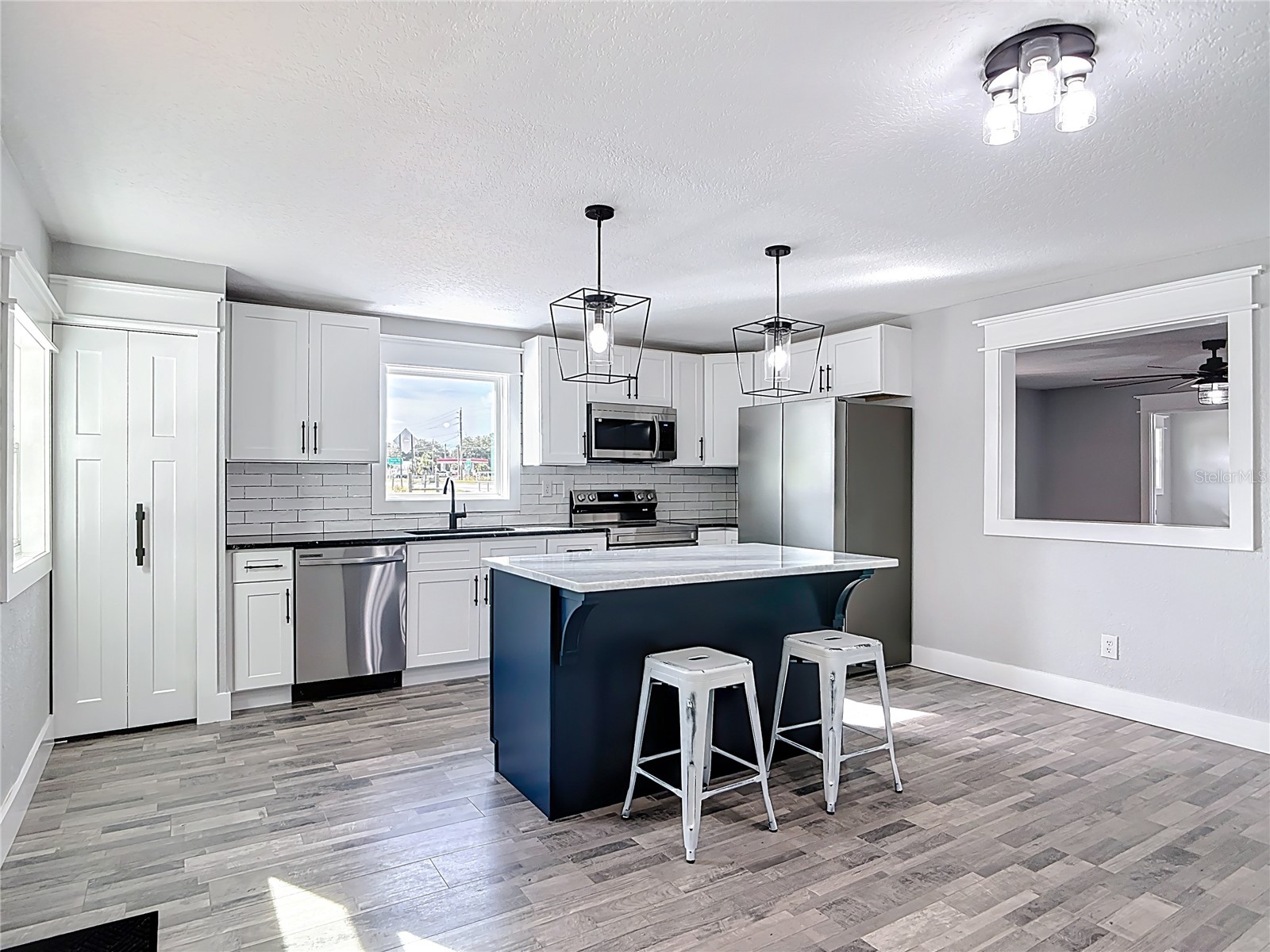 379 N Sr 415 Osteen FL 32764 V4946394 image16