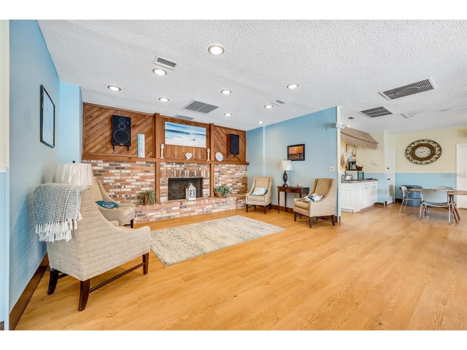 379 S Mcmullen Booth Road #75 Clearwater FL 33759 TB8470917 image58