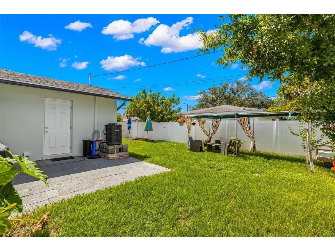 3790 60th Street N Saint Petersburg FL 33710 P4936871 image18