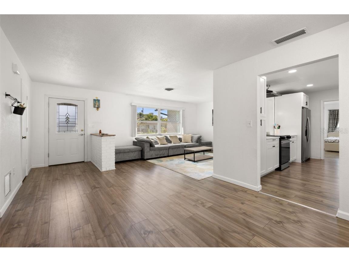 3790 60th Street N Saint Petersburg FL 33710 P4936871 image9