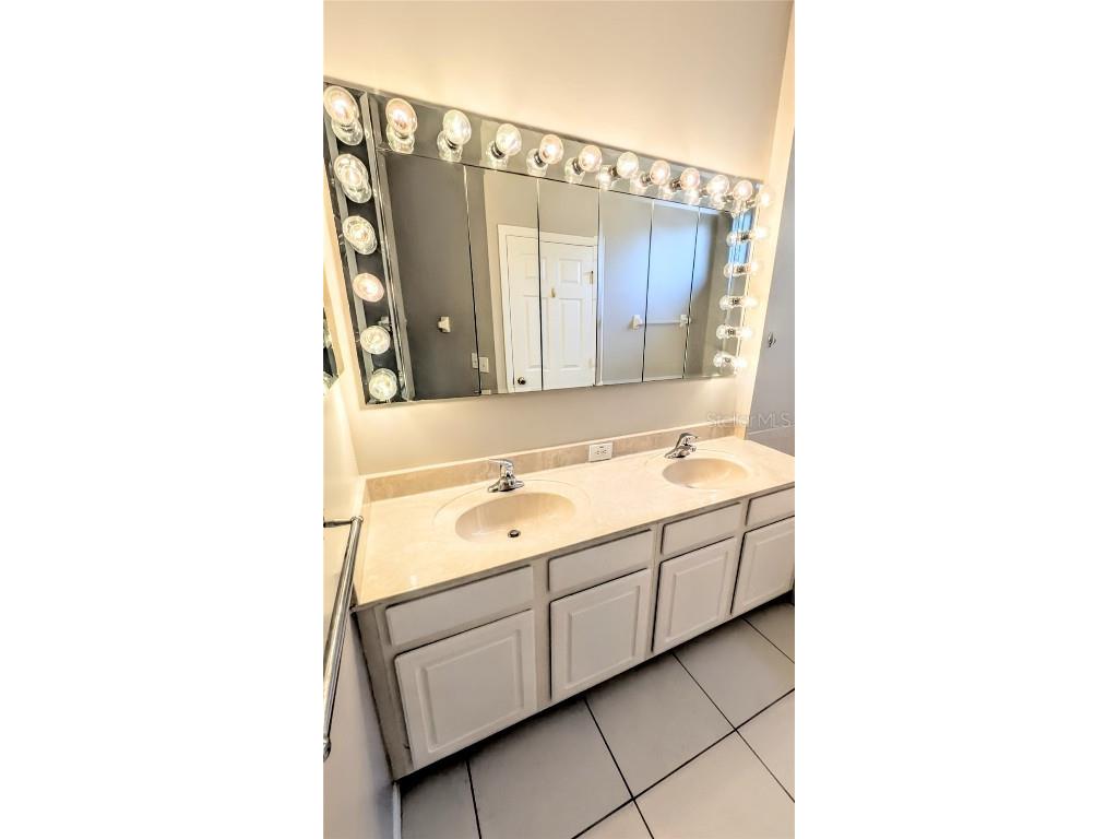 3791 Tinsley Lane Sarasota FL 34233 A4673110 image20