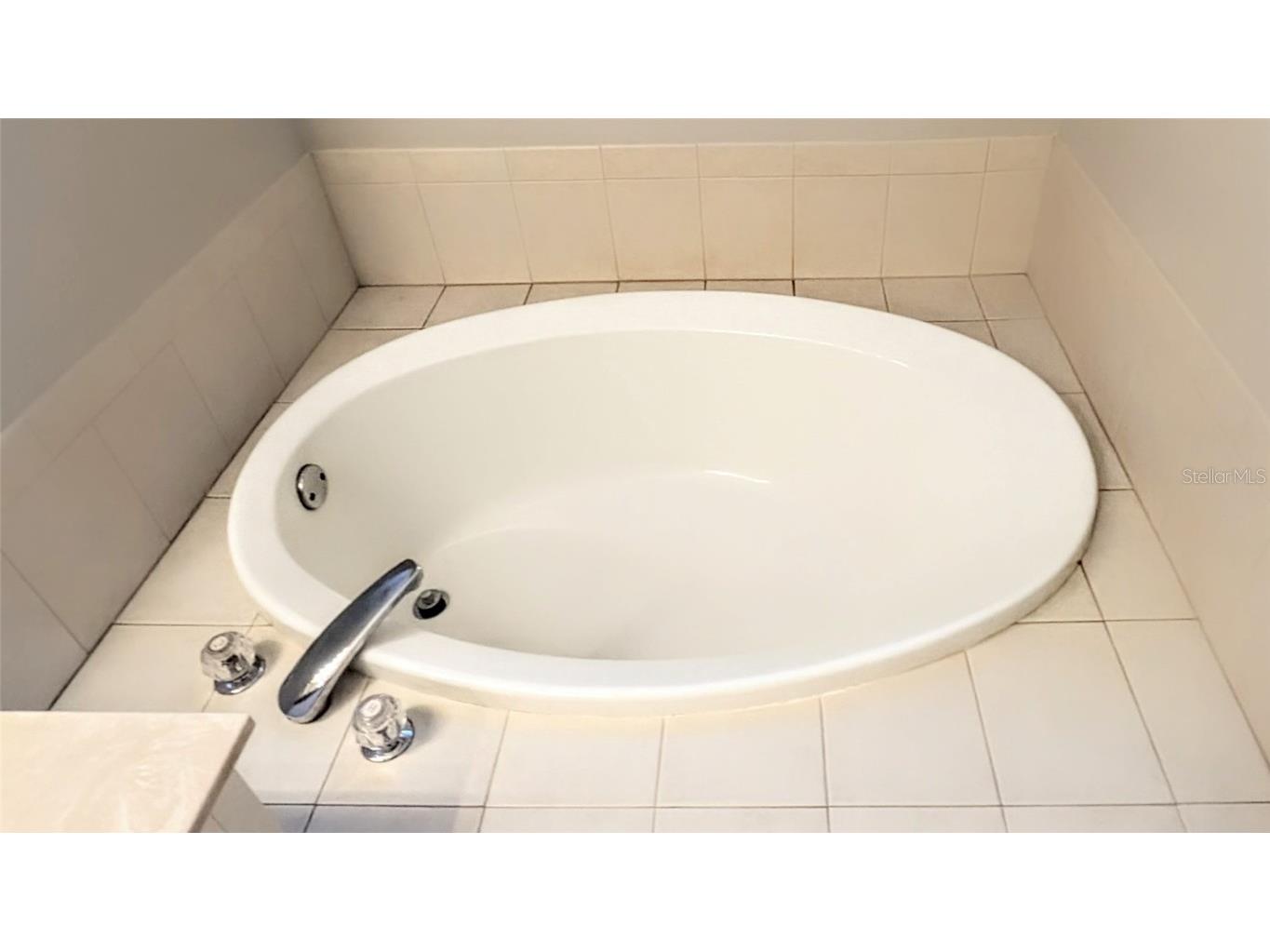 3791 Tinsley Lane Sarasota FL 34233 A4673110 image23