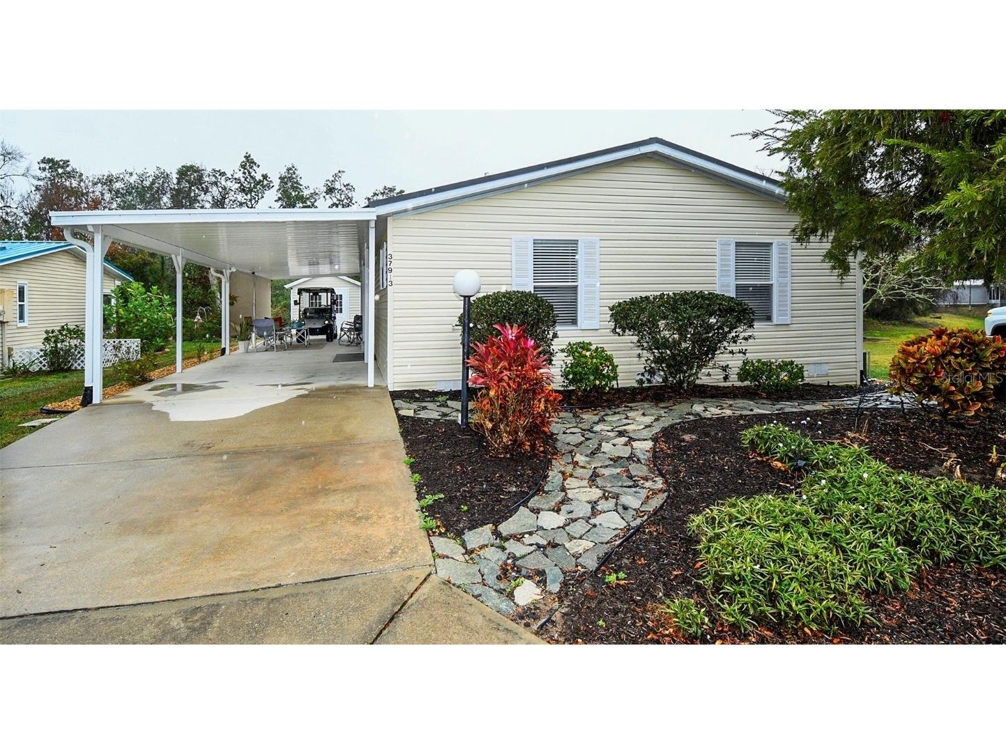 37913 Maywood Bay Drive Leesburg FL 34788 - LAKE YALE G5078444 image1