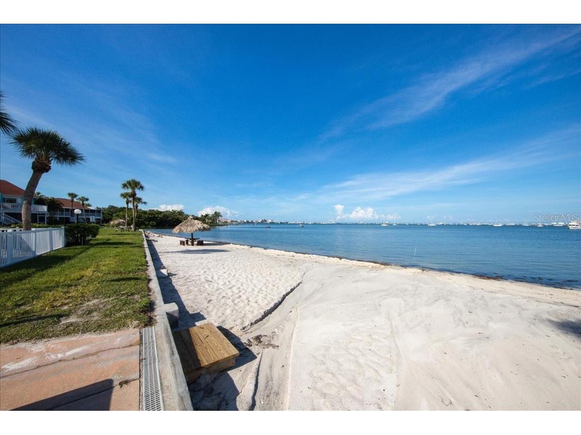 3795 41st Lane S #F Saint Petersburg FL 33711 - BOCA CIEGA U8219114 image1