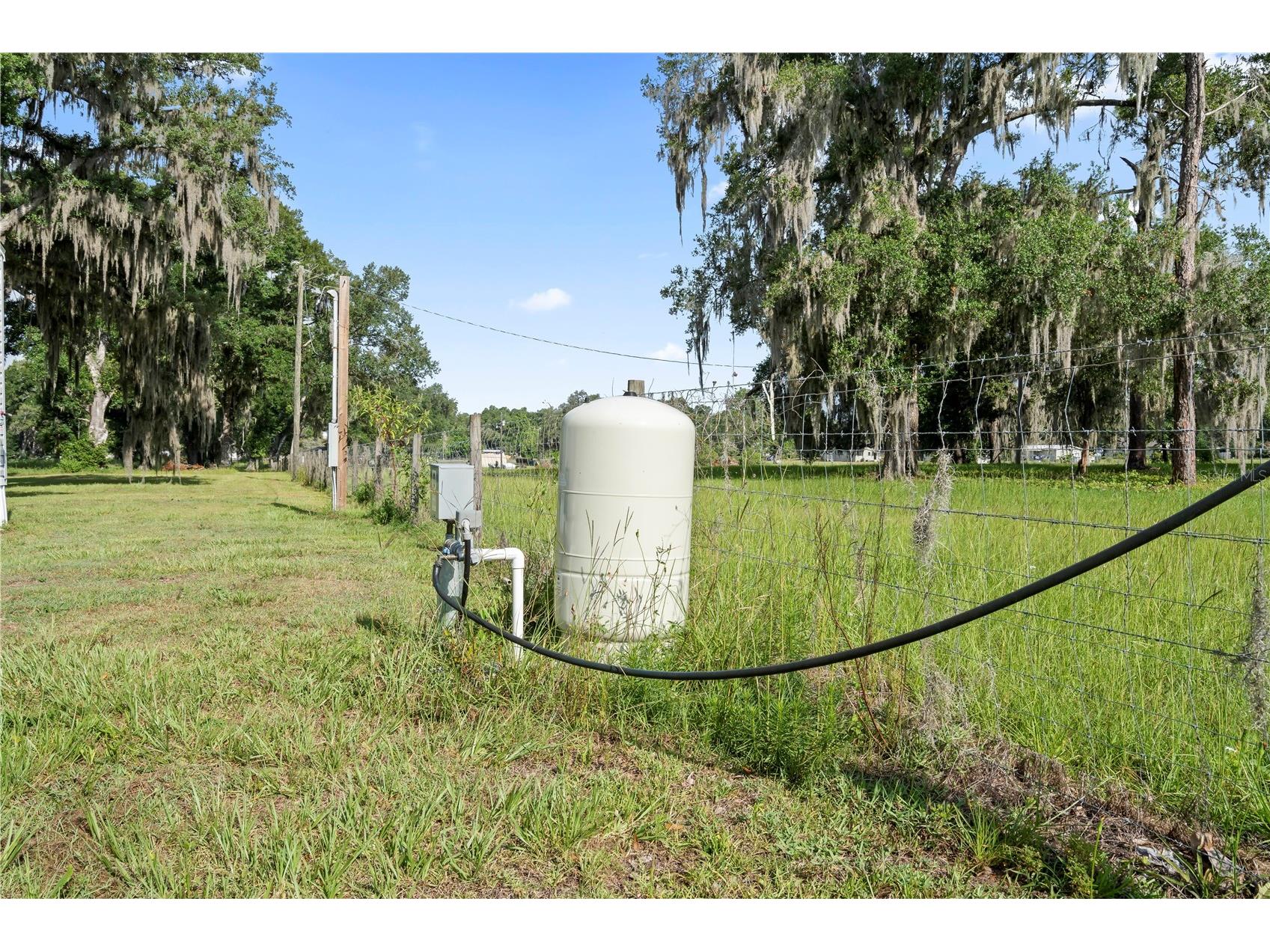 37952 Crystal Way Dade City FL 33523 TB8523475 image5