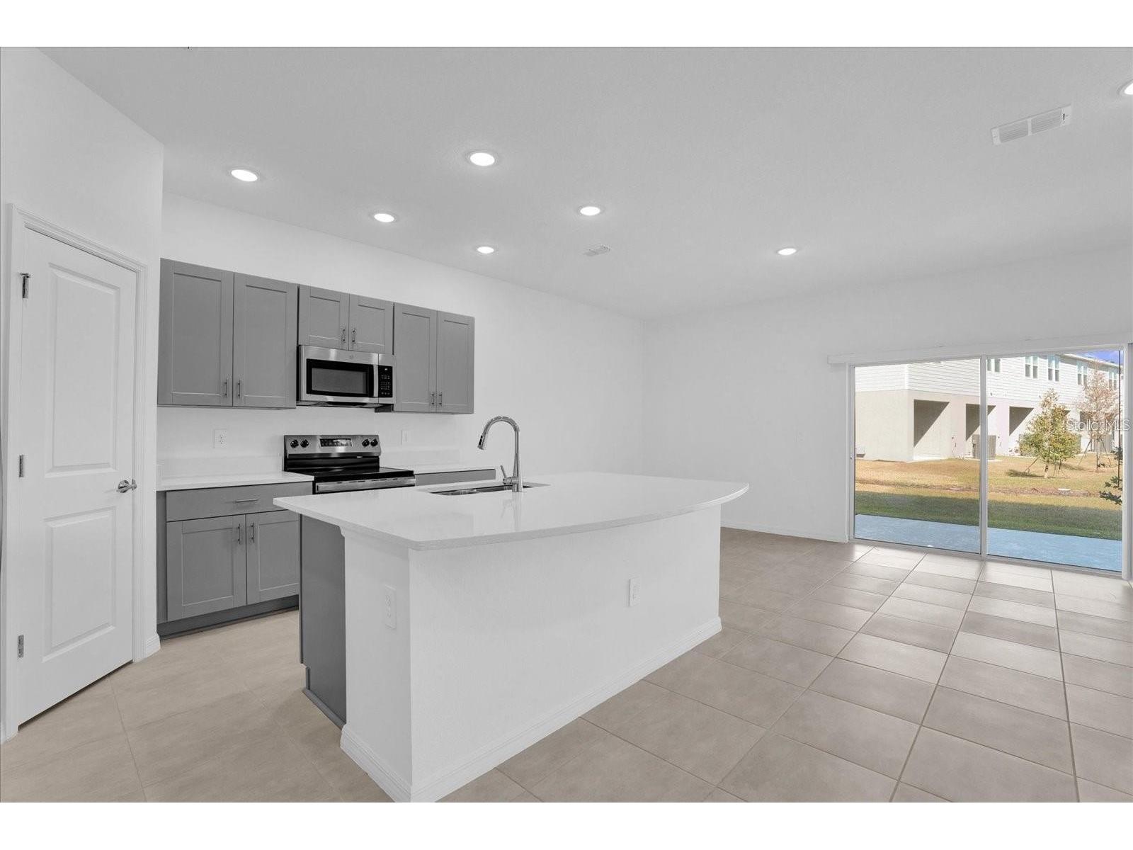 3797 Sepia Street Kissimmee FL 34758 - 08.01 O6406808 image8