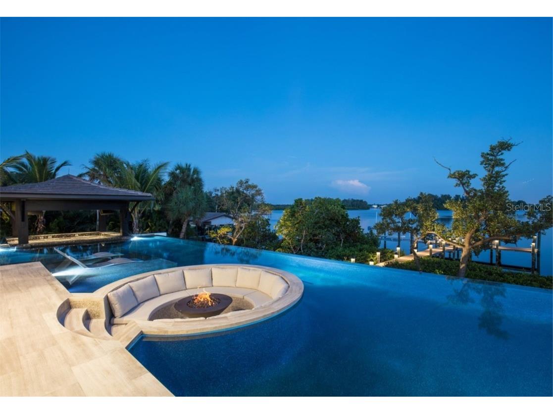 3799 Flamingo Avenue Sarasota FL 34242 A4653658 image10