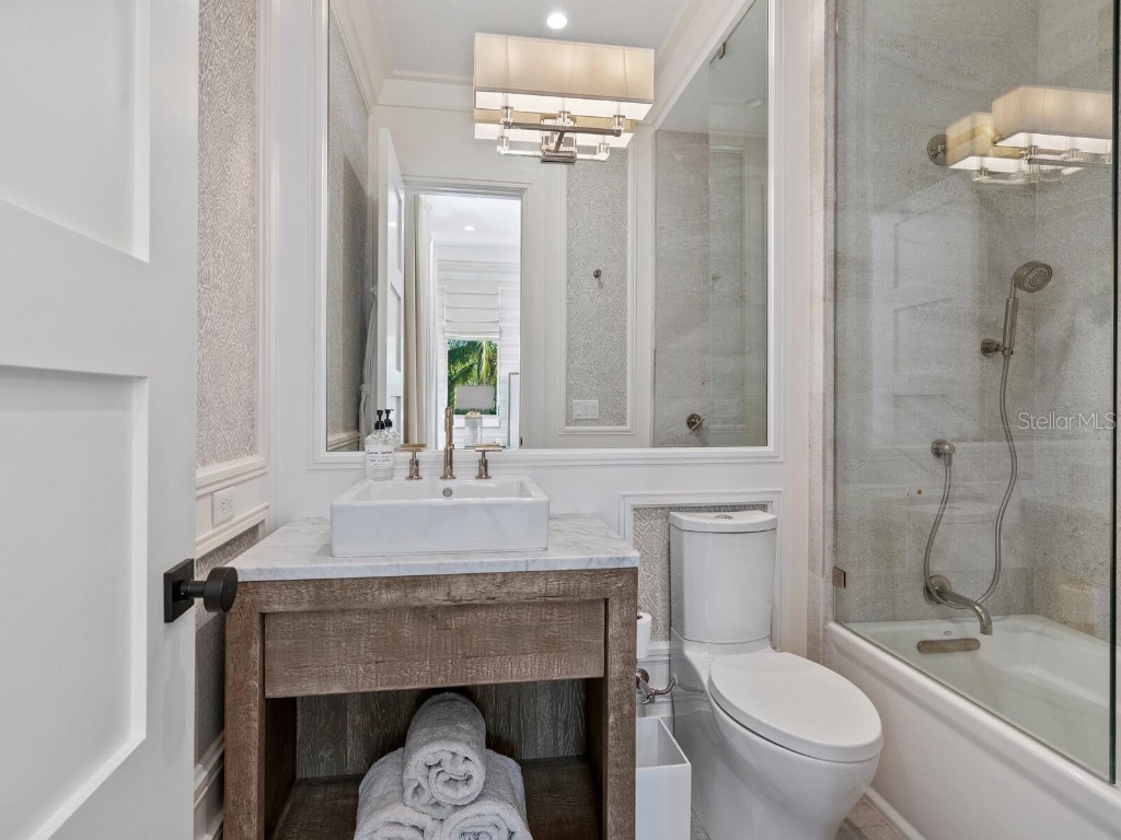 3799 Flamingo Avenue Sarasota FL 34242 A4653658 image48