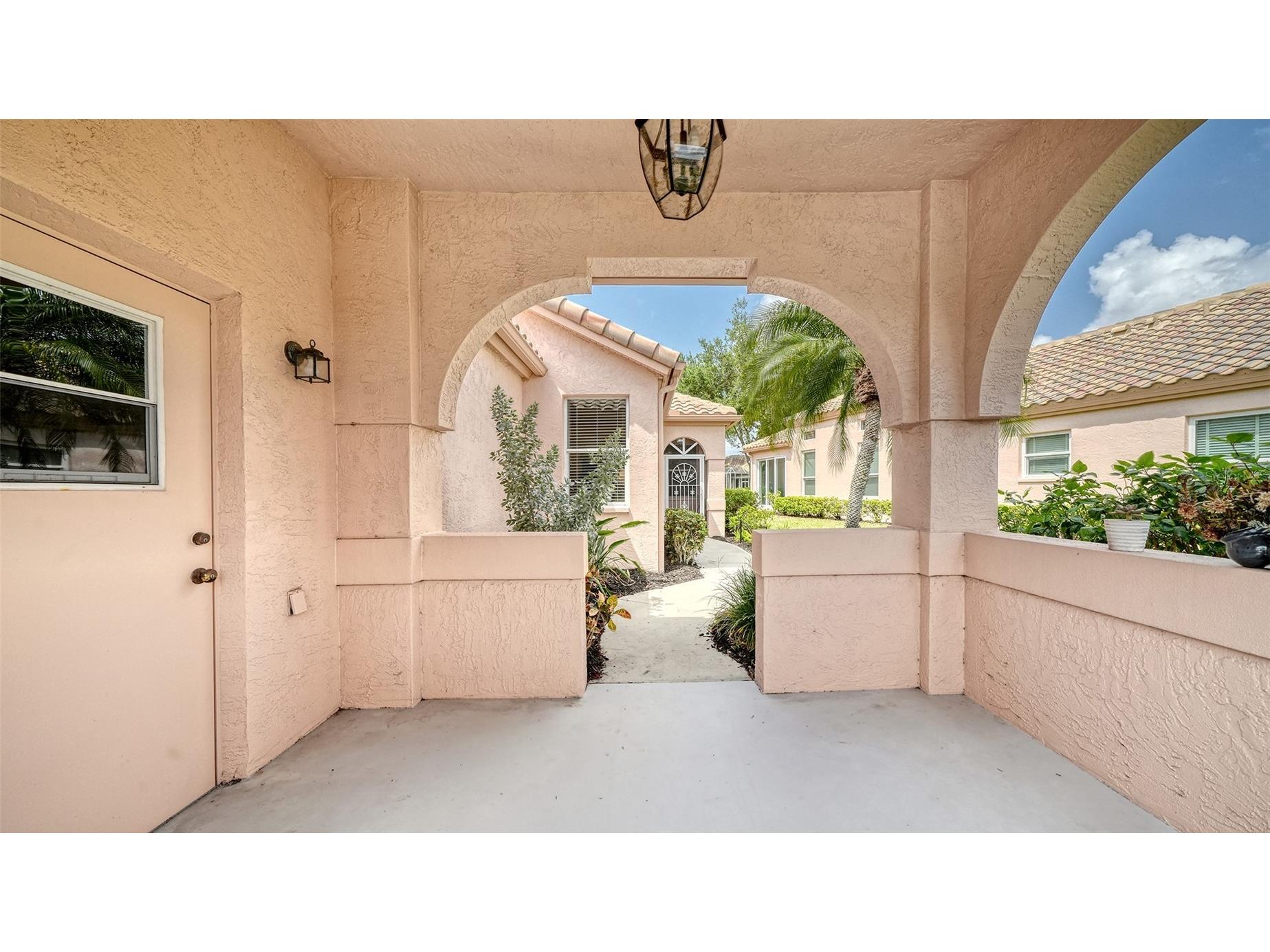 3799 Mira Lago Drive Sarasota FL 34238 A4687600 image3