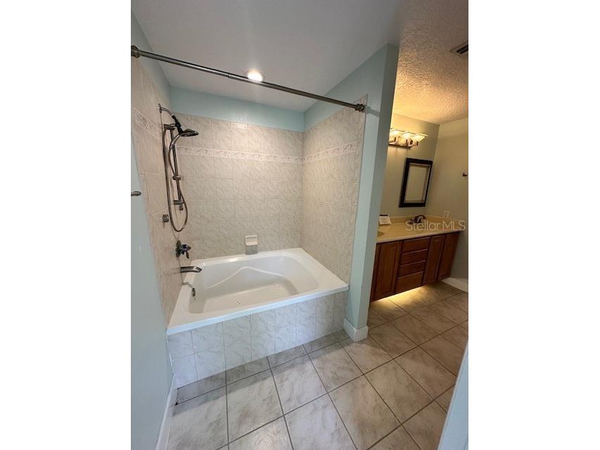 38 Canterbury Woods Ormond Beach FL 32174 V4945663 image13