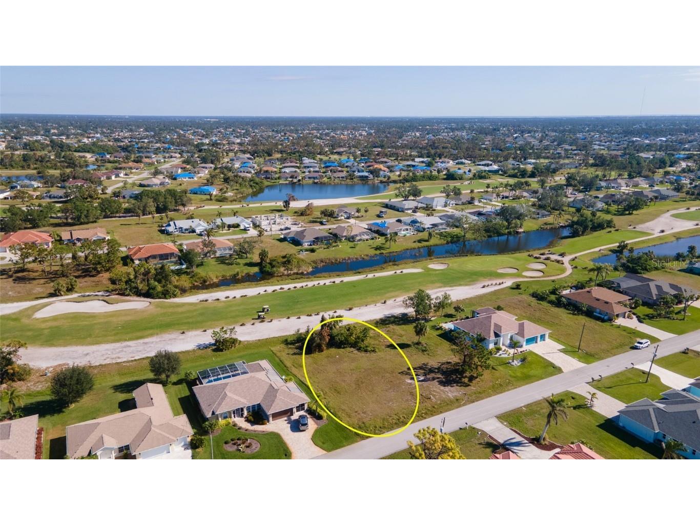 38 Fairway Road Rotonda West FL 33947 D6128465 image1