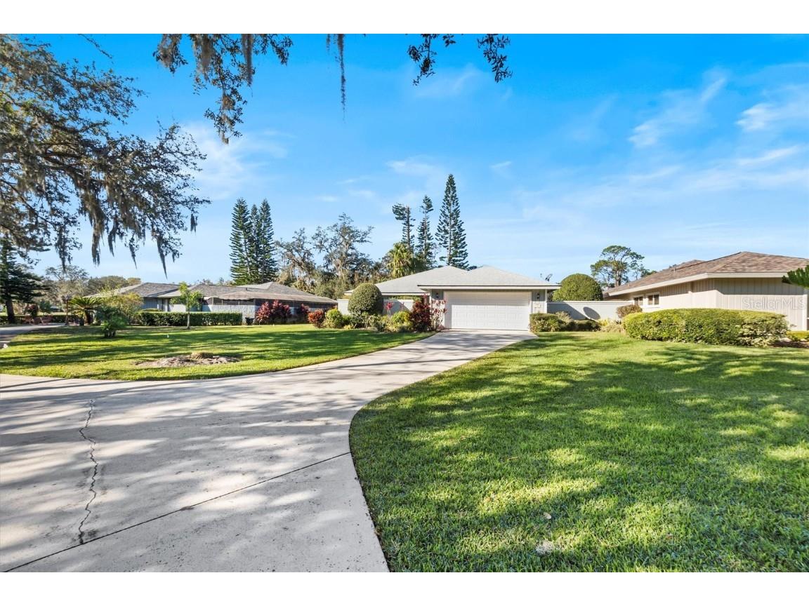 38 Grenewood Lane Haines City FL 33844 P4933218 image3