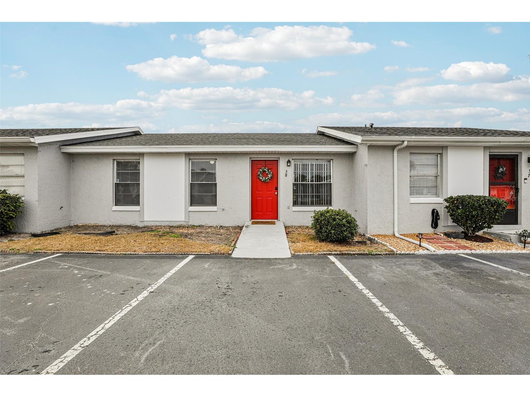 38 Lake Villa Way Kissimmee FL 34743 O6380755 image1