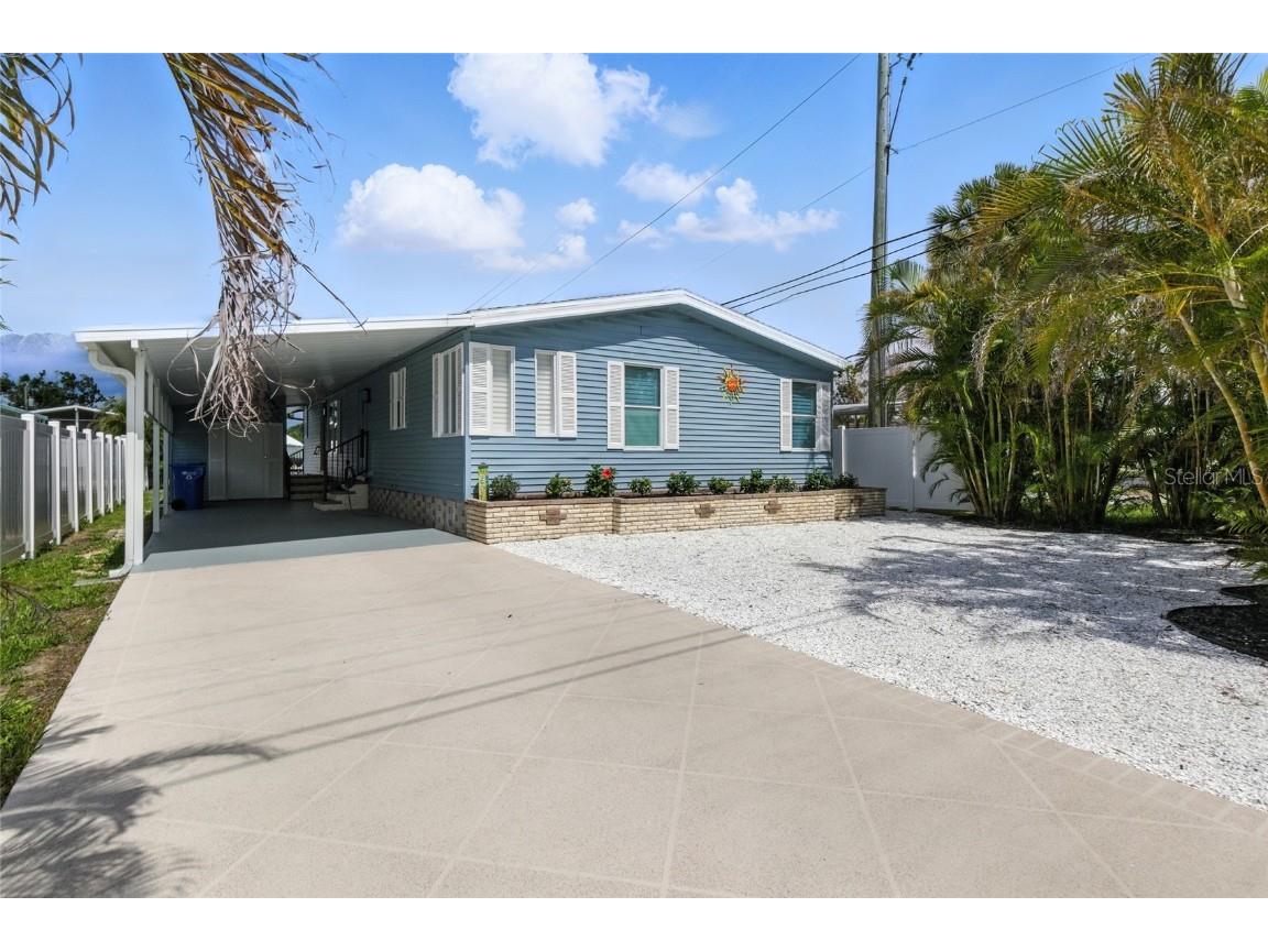 38 Plumosa Drive Venice FL 34285 - HATCHET CREEK N6139456 image1