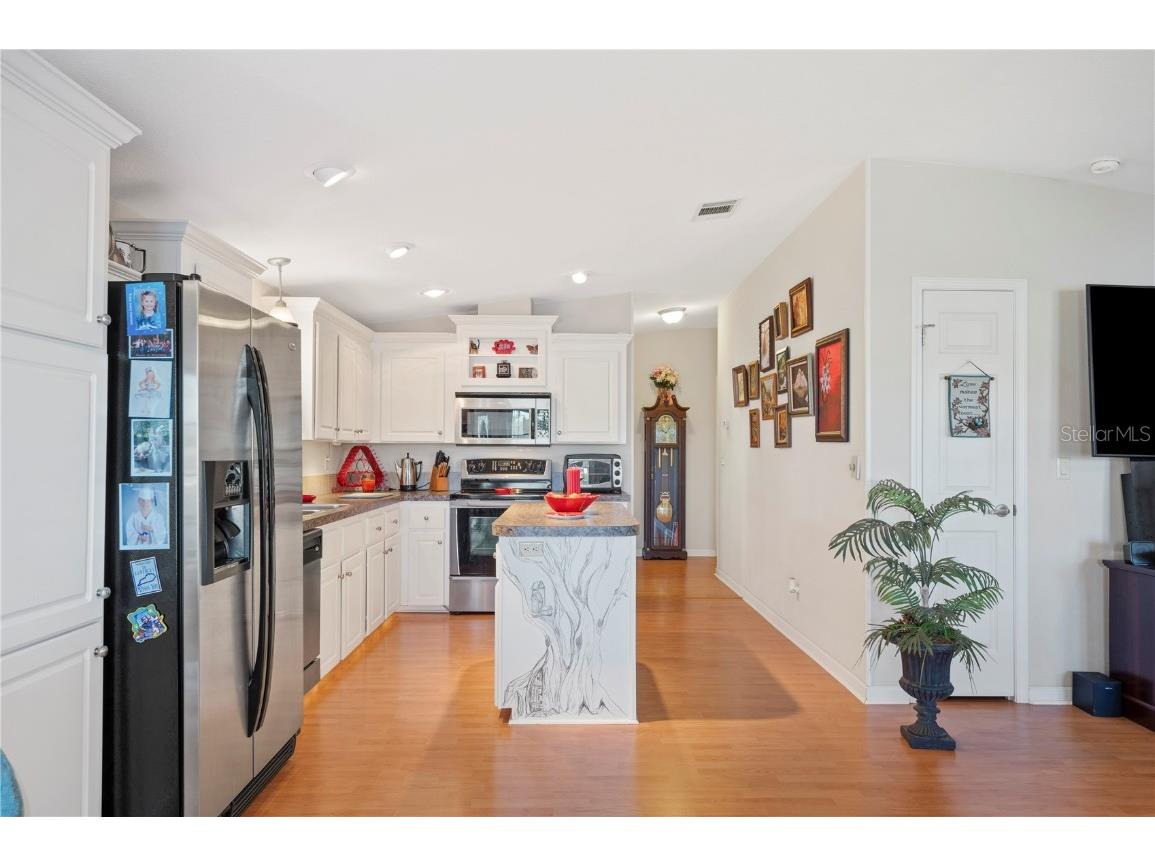 38 Queen Of Waters Street Lake Wales FL 33898 - SADDLEBAG LAKE L4951660 image10