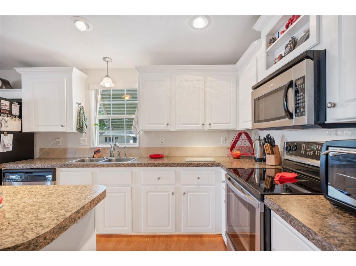 38 Queen Of Waters Street Lake Wales FL 33898 - SADDLEBAG LAKE L4951660 image11