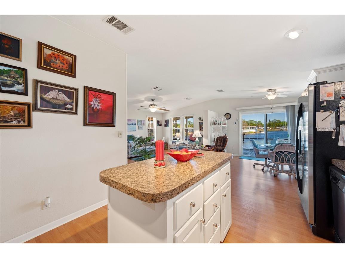 38 Queen Of Waters Street Lake Wales FL 33898 - SADDLEBAG LAKE L4951660 image12