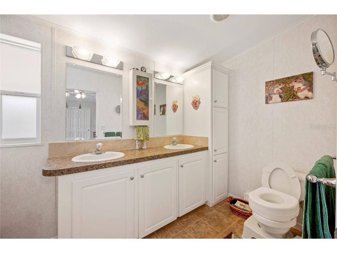 38 Queen Of Waters Street Lake Wales FL 33898 - SADDLEBAG LAKE L4951660 image15