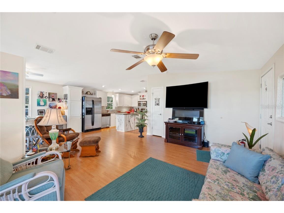 38 Queen Of Waters Street Lake Wales FL 33898 - SADDLEBAG LAKE L4951660 image8