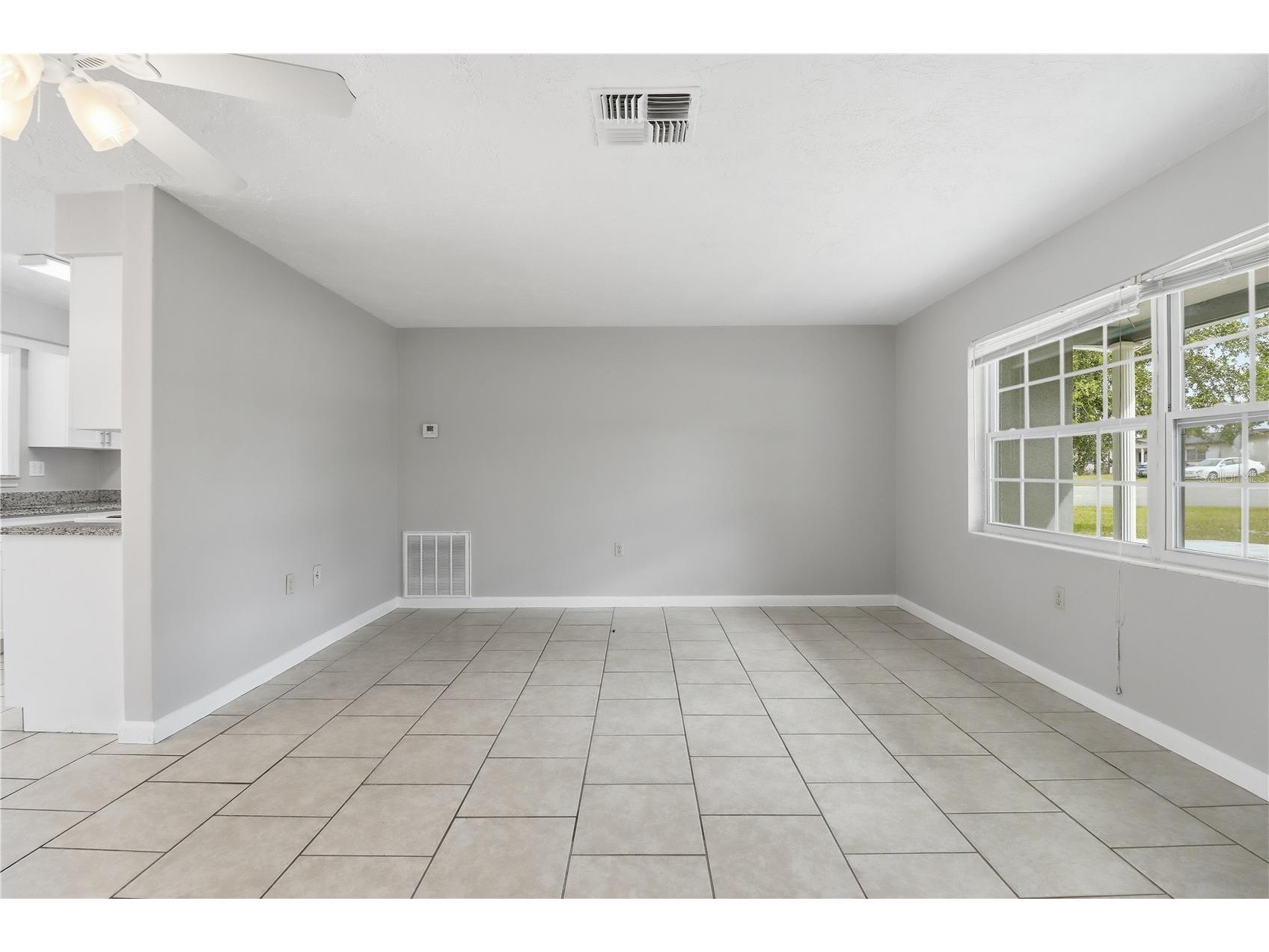 38 Regina Boulevard Beverly Hills FL 34465 P4938555 image10