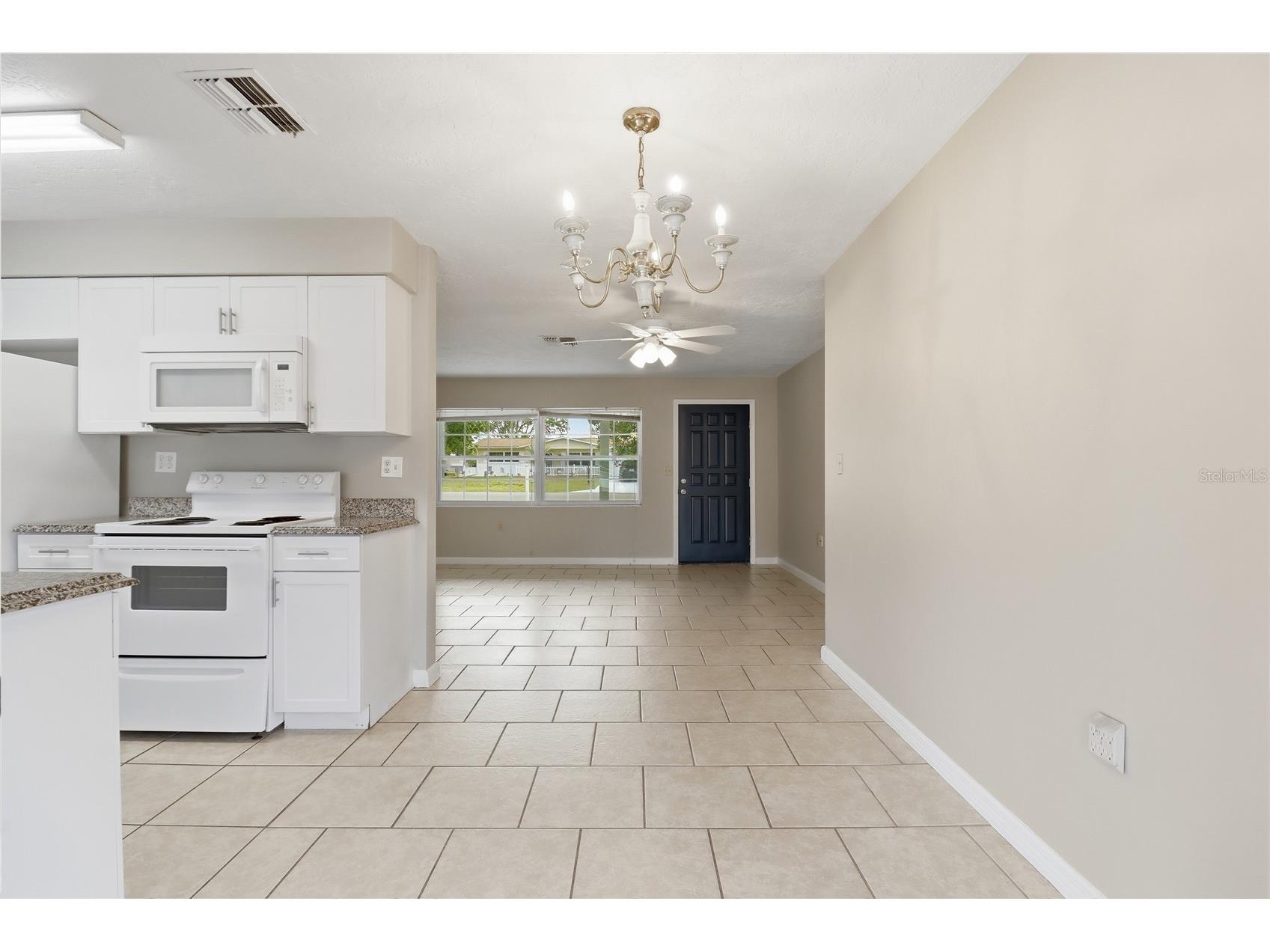 38 Regina Boulevard Beverly Hills FL 34465 P4938555 image15
