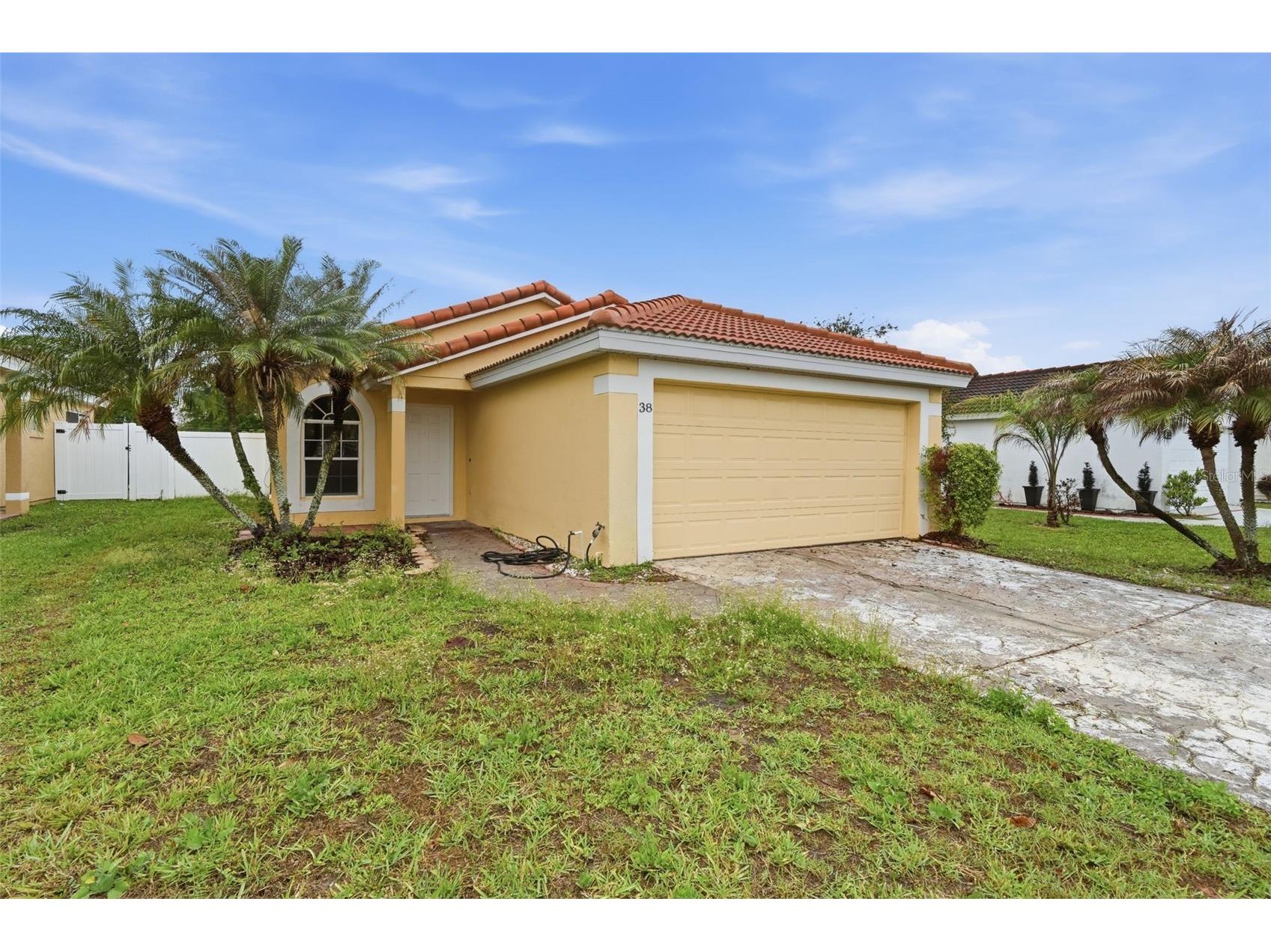 38 Vanna Court Orlando FL 32807 O6397931 image1