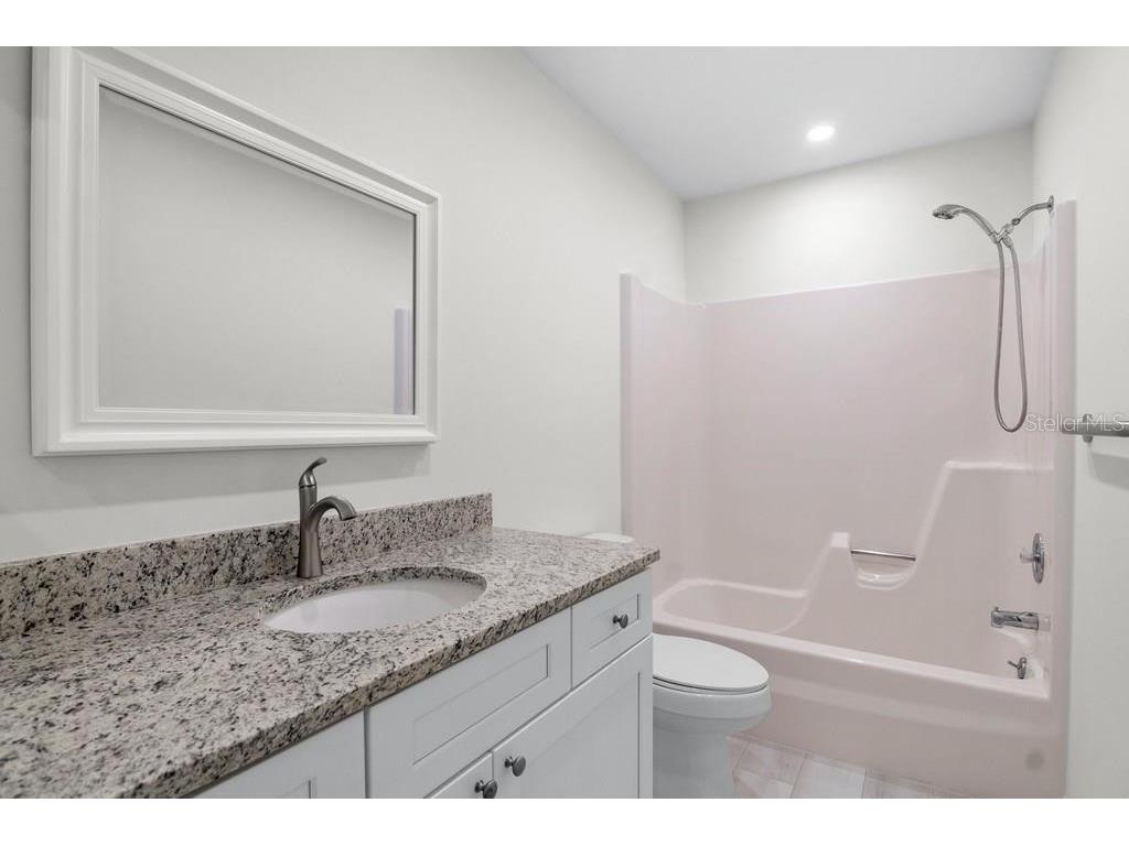 38 Vista Gardens Trail #207 Vero Beach FL 32962 O6354593 image16