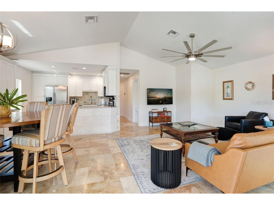 38 W Bay Street Osprey FL 34229 A4667010 image18