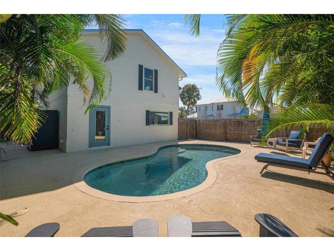 38 W Bay Street Osprey FL 34229 A4667010 image36