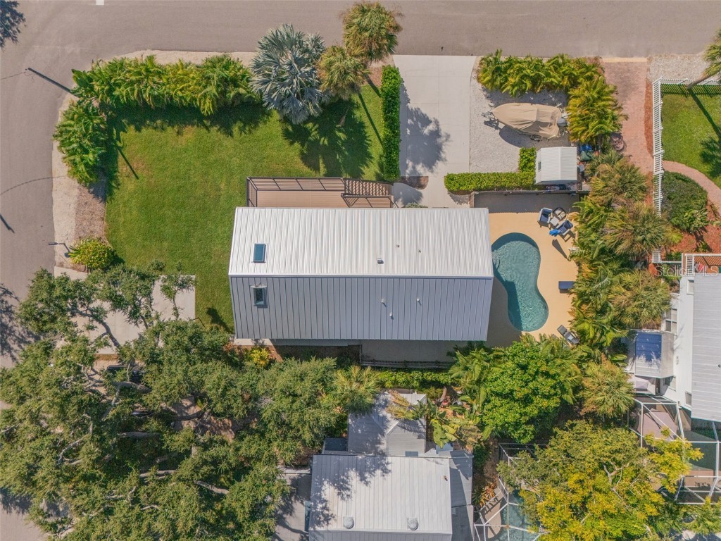 38 W Bay Street Osprey FL 34229 A4667010 image42