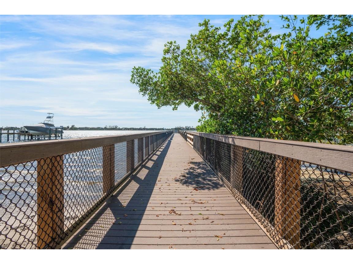 38 W Bay Street Osprey FL 34229 A4667010 image48