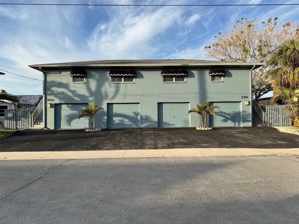 380 137th Avenue Circle Madeira Beach FL 33708 - BOCA CIEGA BAY TB8342272 image1