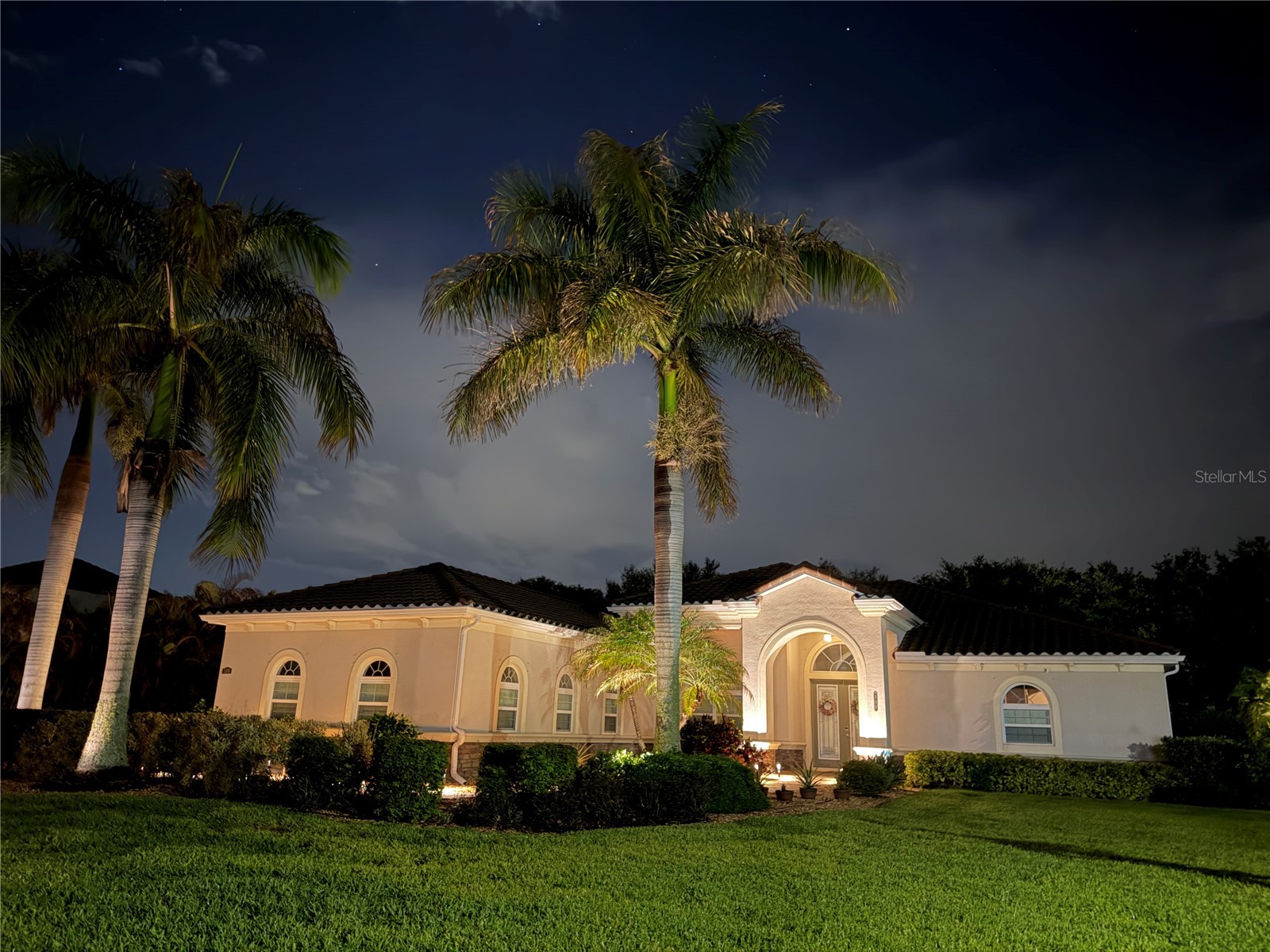 380 165th Court NE Bradenton FL 34212 A4687459 image1