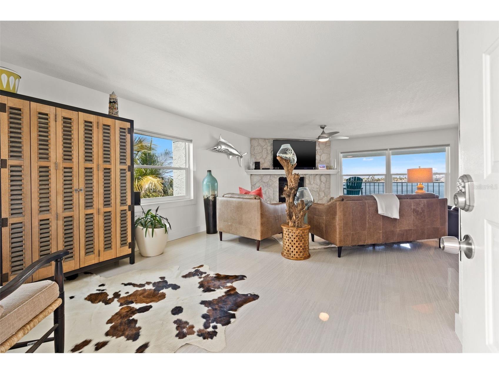 380 8th Avenue N #4 Tierra Verde FL 33715 - PASS-A-GRILLE CHANNEL TB8483946 image4