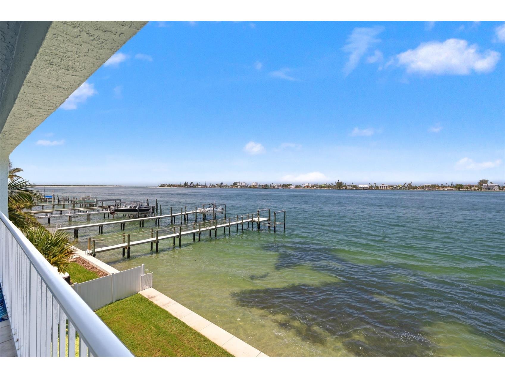 380 8th Avenue N #4 Tierra Verde FL 33715 - PASS-A-GRILLE CHANNEL TB8483946 image48